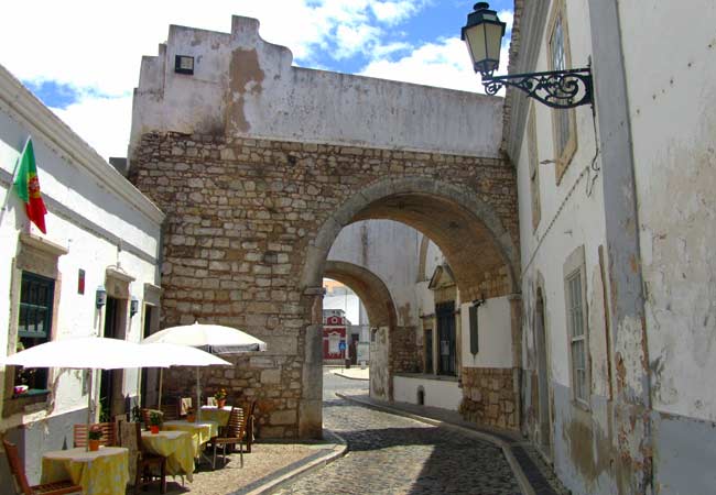 Faro ville historique beaucoup plus calme.