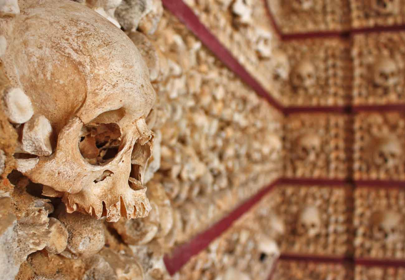 Capela Dos Ossos En La Iglia De St Francis Imagen de archivo