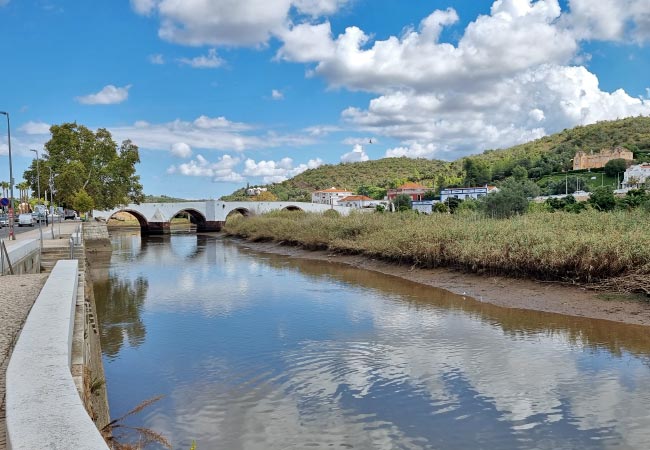 Rio Arade river