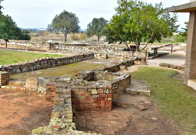 Cerro da Vila Roman Villa