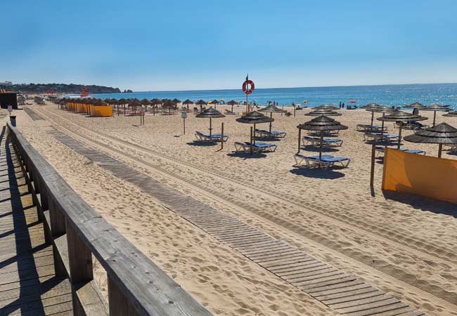 La Praia de Alvor plage