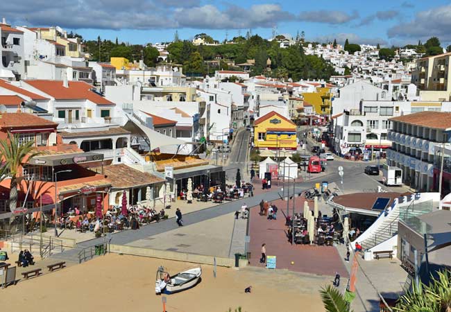 Carvoeiro bars holiday