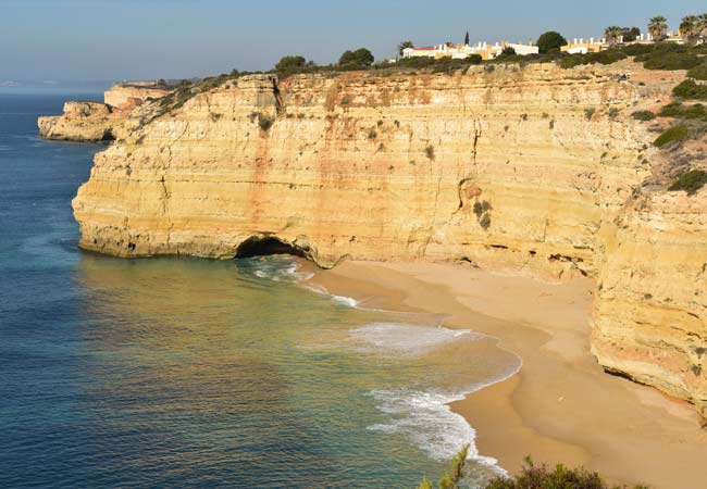 Praia do Vale Centeanes  beach