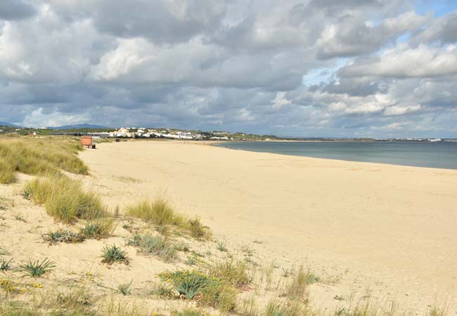 Meia Praia beach lagos