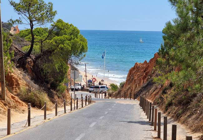 Praia da Falésia car park