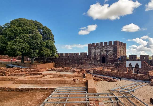 Silves castle