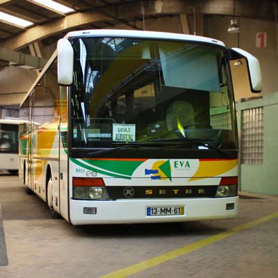Proximo bus station