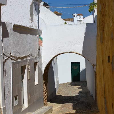 Loule cobbled streets 