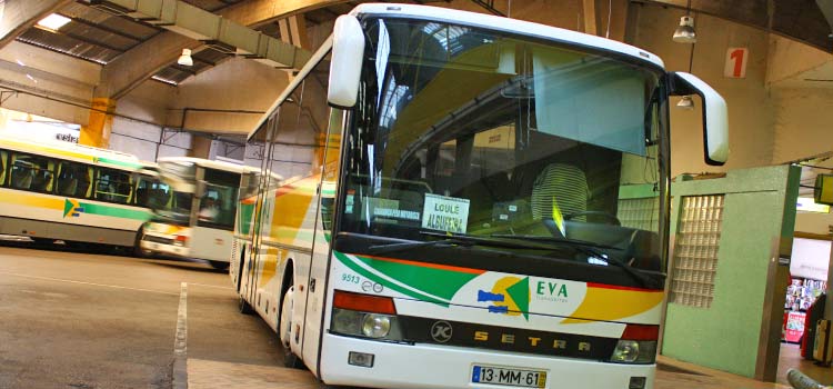 autobuses EVA, en Faro